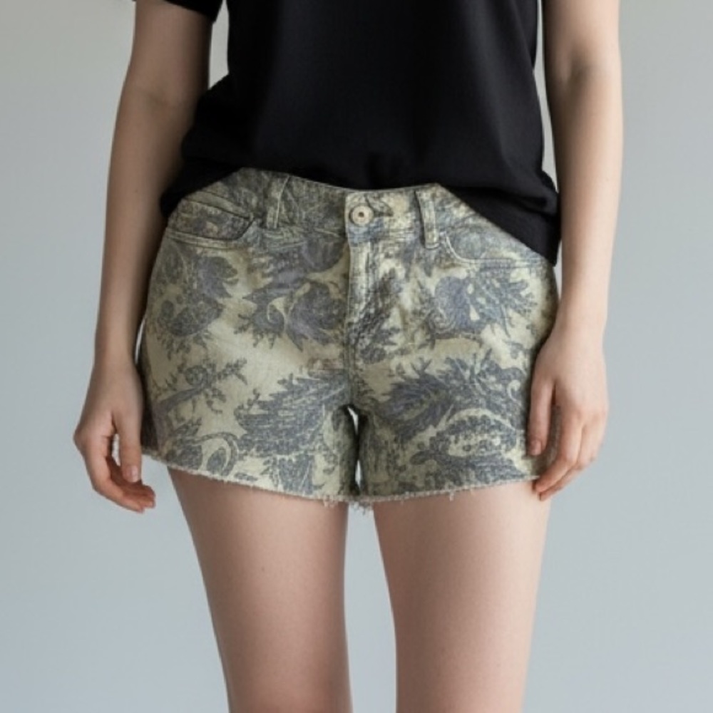 American Eagle Outfitters‎ Black and Gray Jean Shorts - Picture 5 of 5